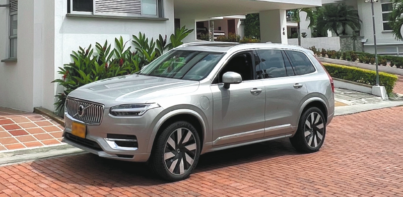 Volvo XC90 T8: híbrido sin consumo de gasolina en ciudad y fiable en carretera