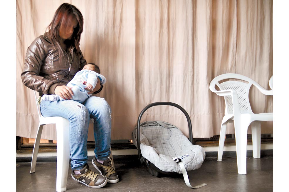 Cambiando muñecas por bebés
