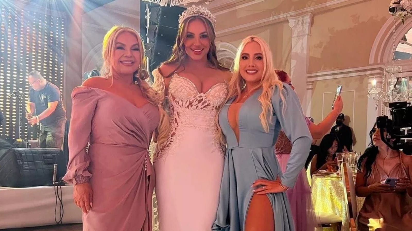 Amparo Aguirre, Katherin Pelaez y Andrea Valdiri