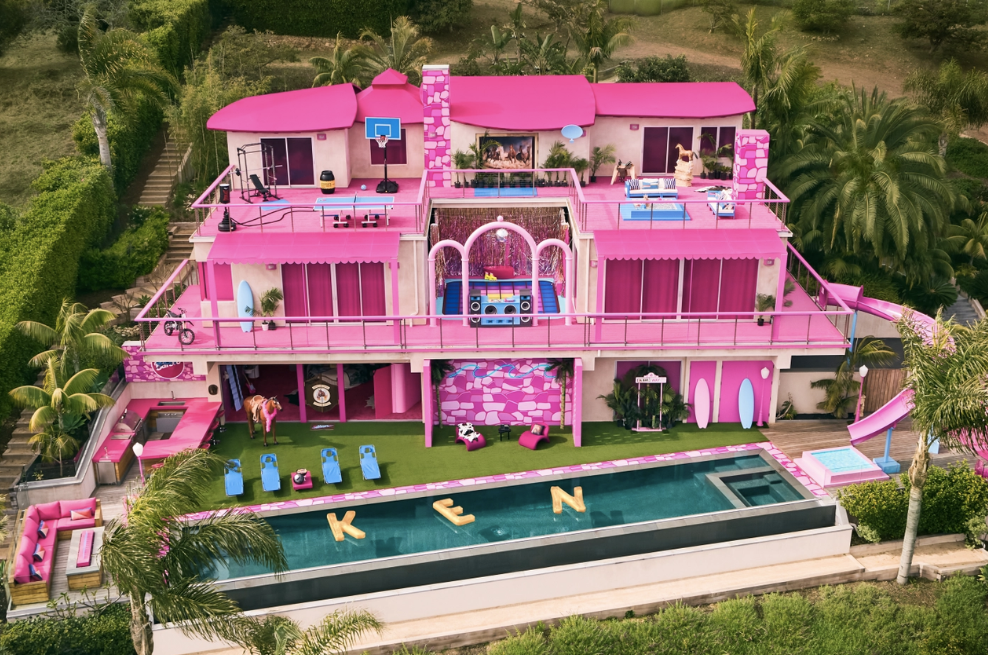 Así es la casa de Barbie en Malibú que puede alquilar para irse de vacaciones