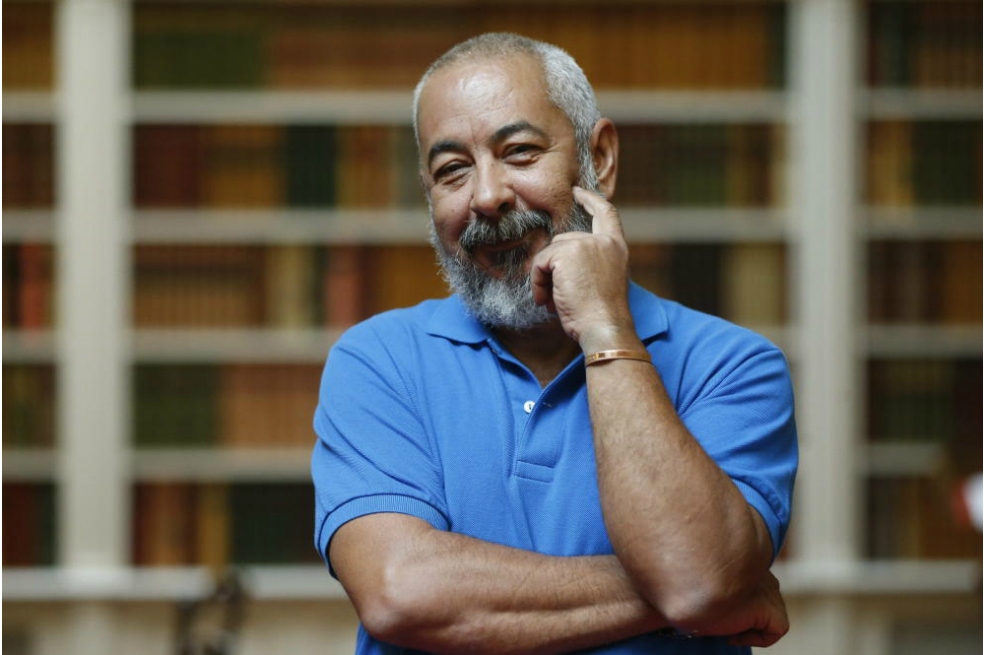 El cubano Leonardo Padura gana el Premio de Novela Histórica Barcino