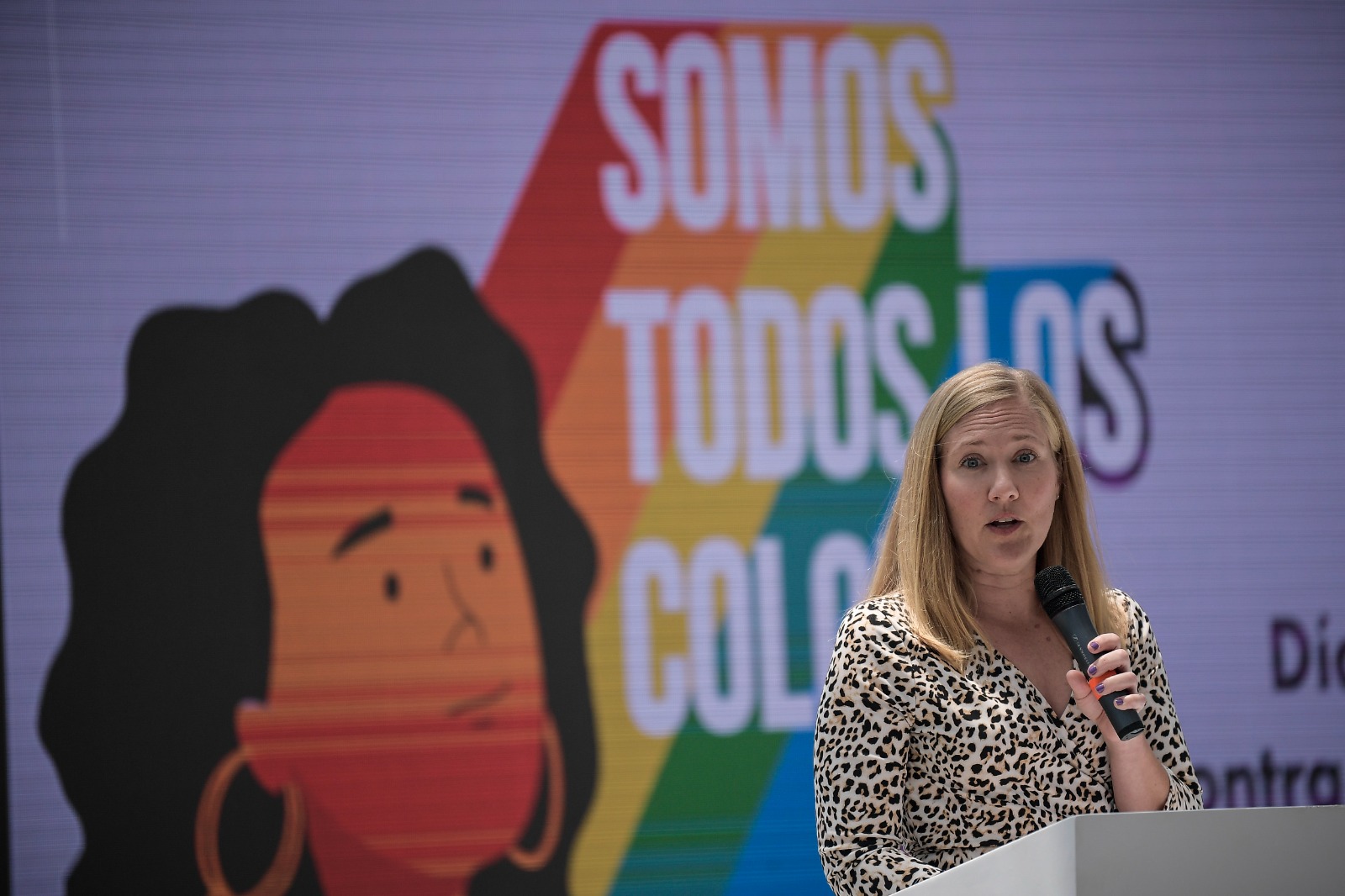 La Defensoría identificó en su informe que existen "condiciones estructurales" contra la comunidad LGTBIQ+. Es decir, que desde el sistema mismo (Estado y sociedad) existen las condiciones que conllevan "al empobrecimiento y acceso desigual" de esta población.