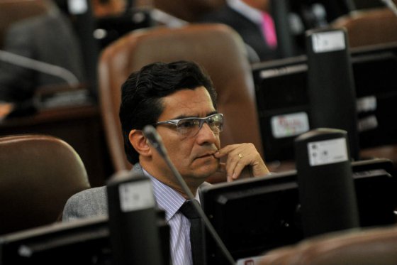Queja de Canal Capital por lentitud en investigación contra concejal Ramírez
