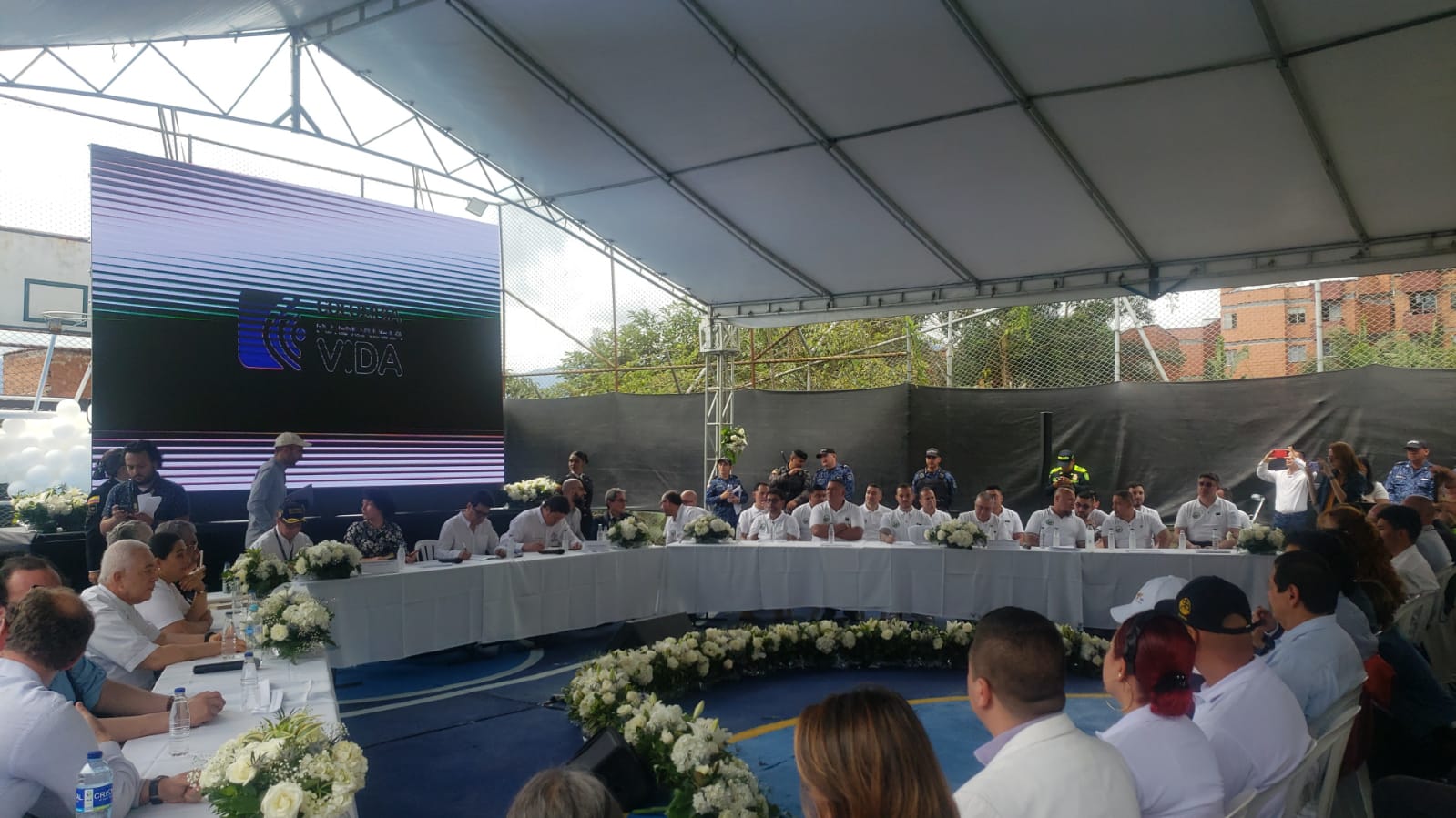 Desde la cárcel de Itagüí, se instaló mesa de diálogos con bandas de Medellín