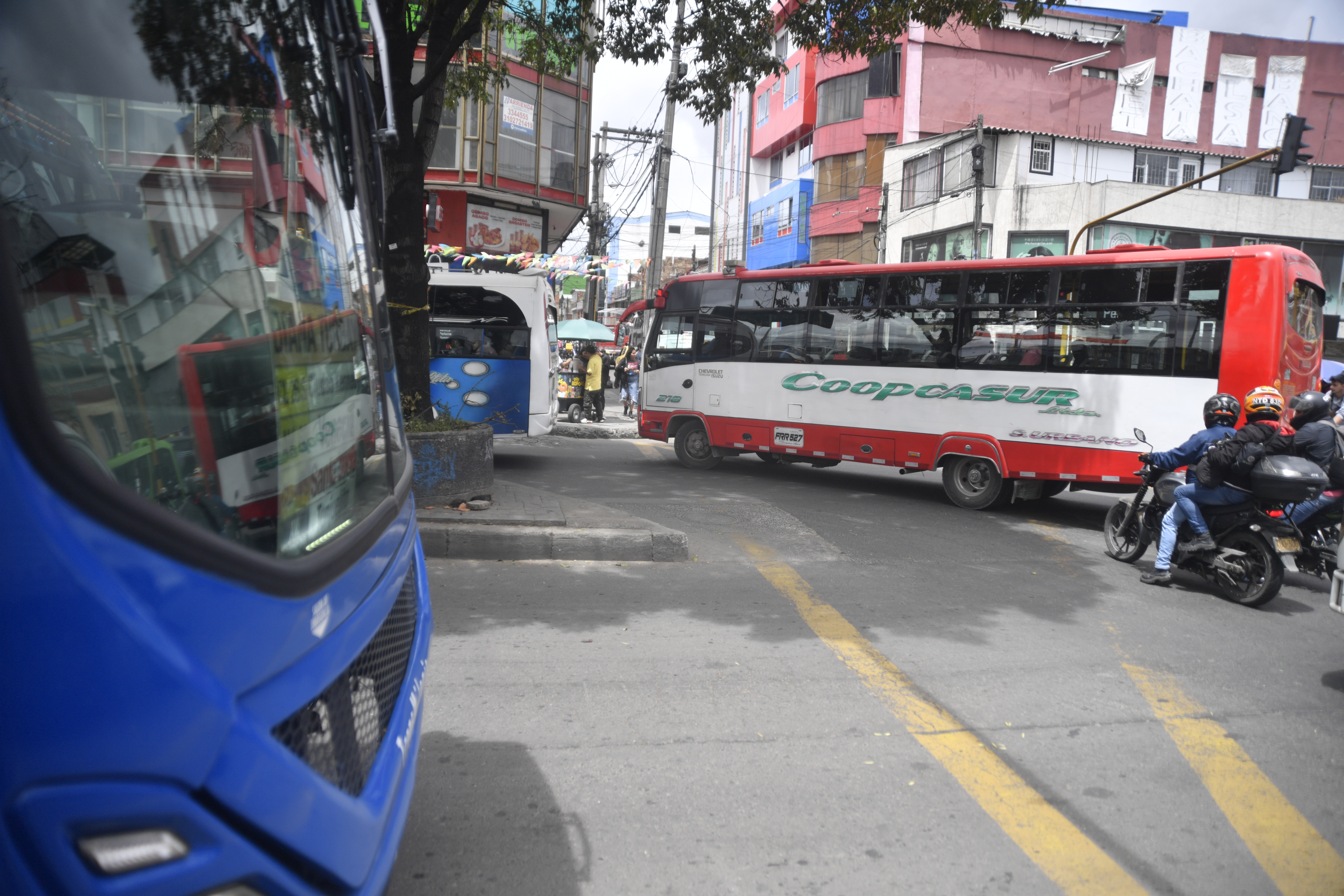 Movilidad: bloqueo por manifestación en la Calle 52 sur con carrera 95A