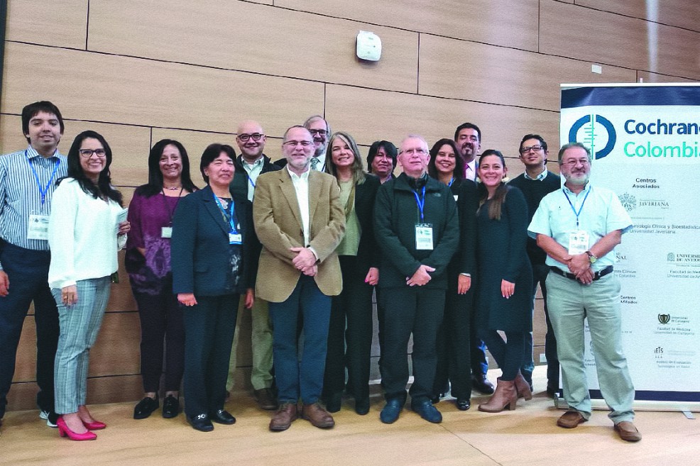 Profesores de la U. Javeriana durante el lanzamiento del Centro Cochrane. / Cortesía