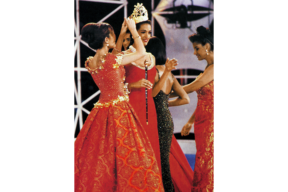 Tatiana Castro; Miss Colombia 1994, dejó de ser pastora para ser coach espiritual