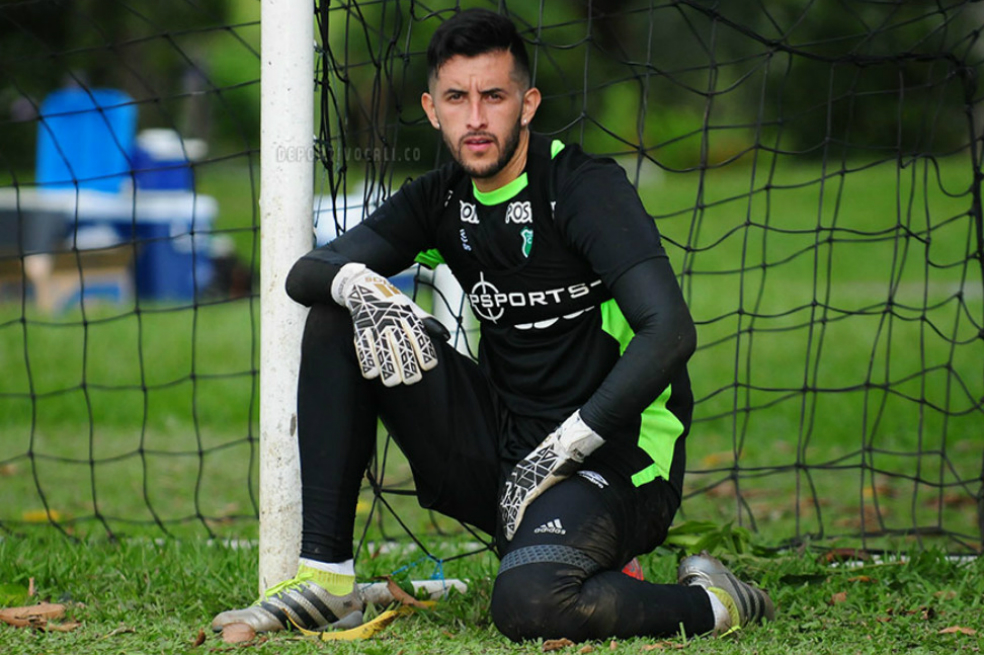Con Camilo Vargas como figura, Cali avanzó a los cuartos de final de la Sudamericana
