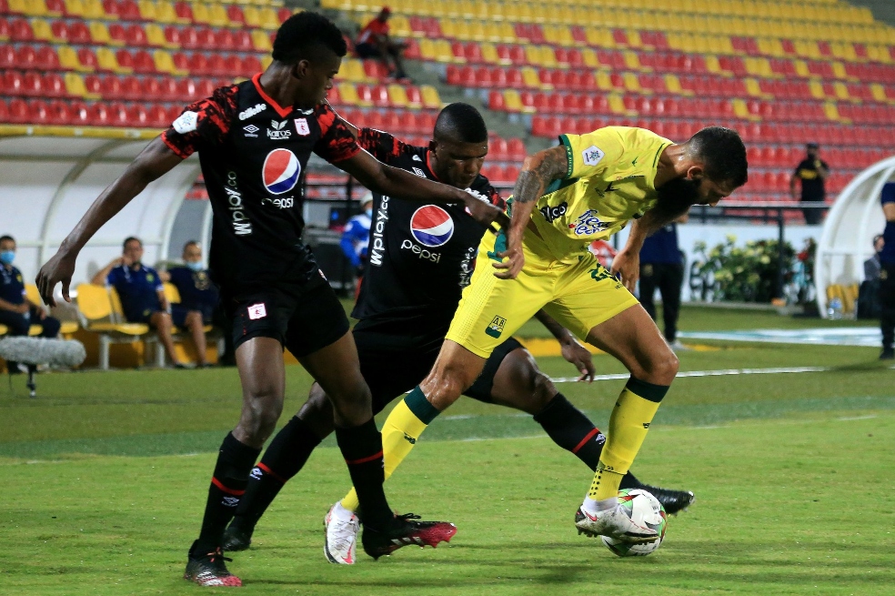Bucaramanga superó al América de Osorio y se metió entre los ocho