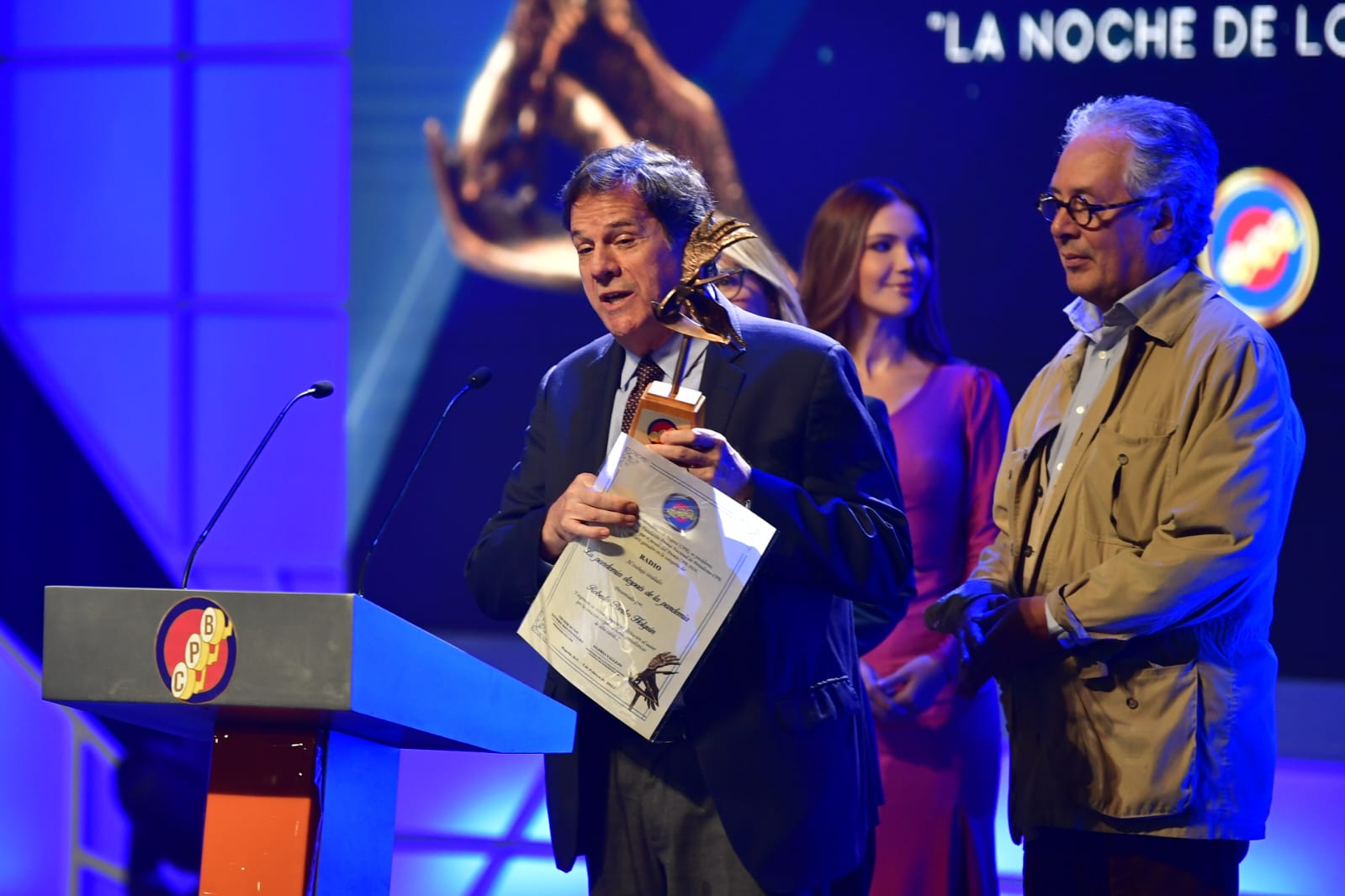 "La pandemia después de la pandemia", del programa de Roberto Pombo en Caracol Radio, fue el ganador del premio en la categoría Radio.