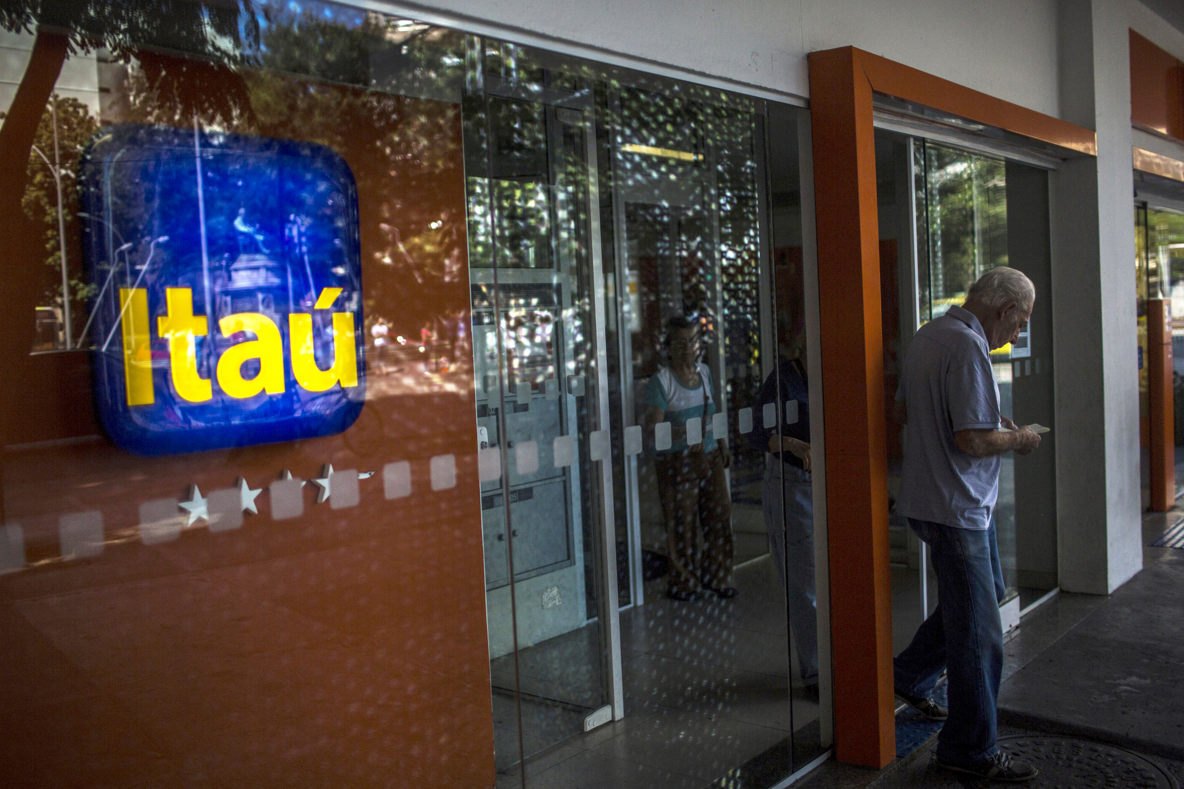 Los empleados de Itaú habían aceptado dicho monitoreo —incluyendo el uso de su software, videollamadas y capacitación— cuando firmaron ciertos documentos internos.