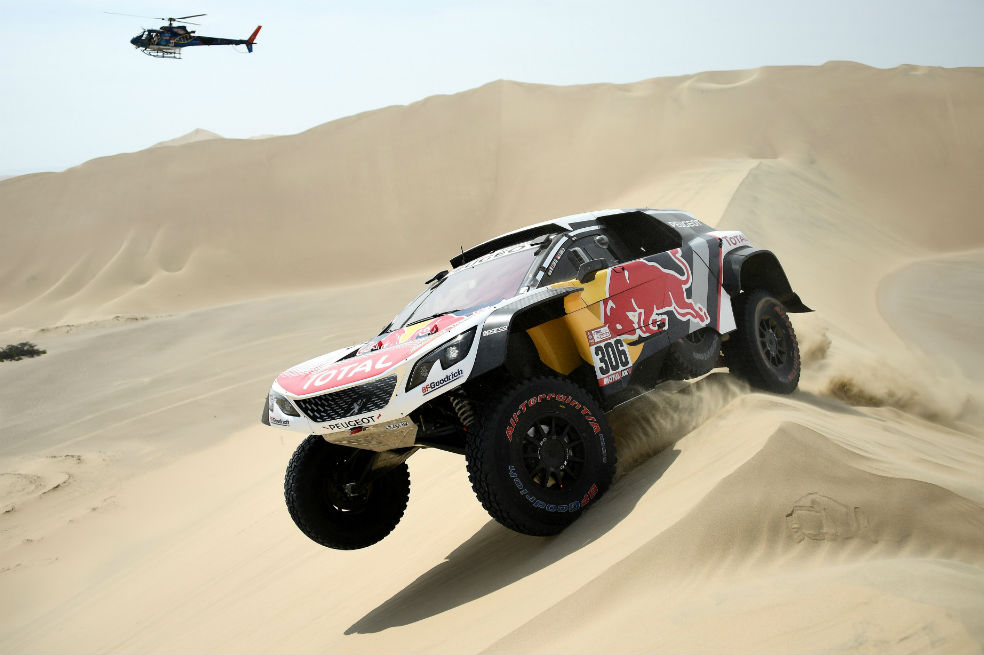 Al-Attiyah gana la primera etapa de autos del Rally Dakar
