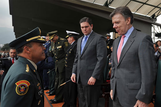 FF.MM. desmienten ‘ruido de sables’ para poner en riesgo mandato de Santos