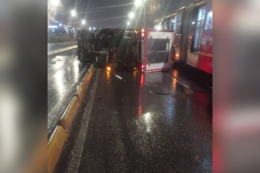 Movilidad hoy: por volcamiento de camión en Autosur, reportan congestión vehicular