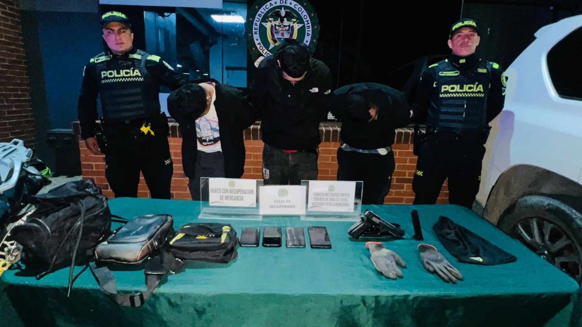 Integrante de banda roba carros capturada, ya había pagado dos condenas por hurto
