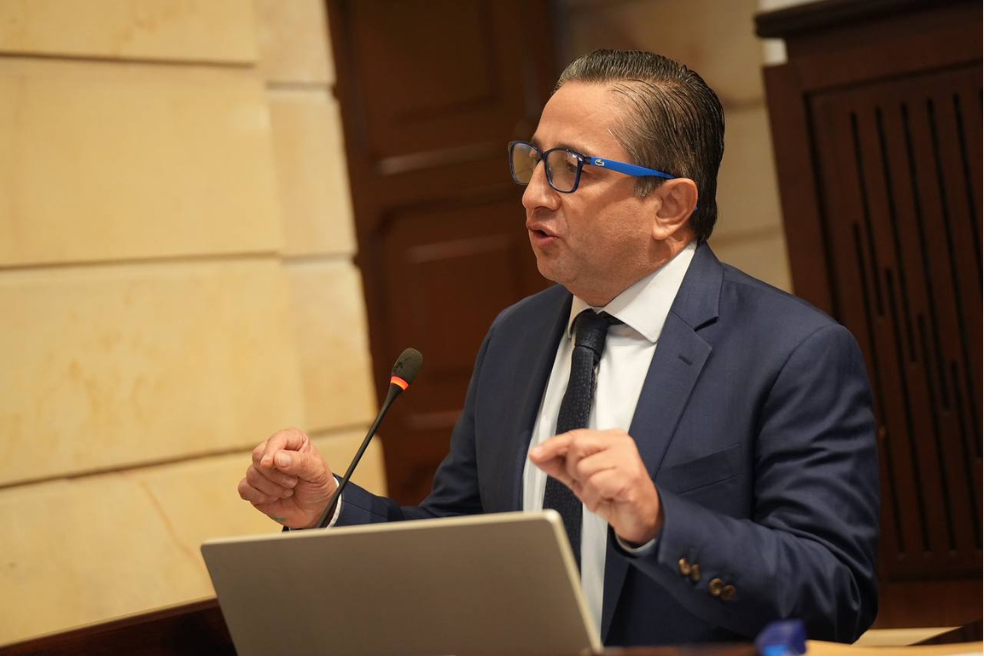 “Quiero tener garantías”: representante Julio Triana, tras atentado en su contra