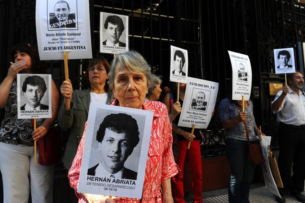 Acusado de 500 crímenes (que siempre negó) va al banquillo por sólo uno