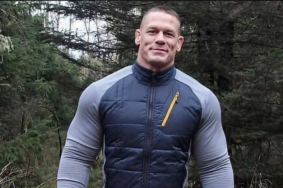 Fotos: John Cena causa revuelo al presentar premio desnudo en los Óscar