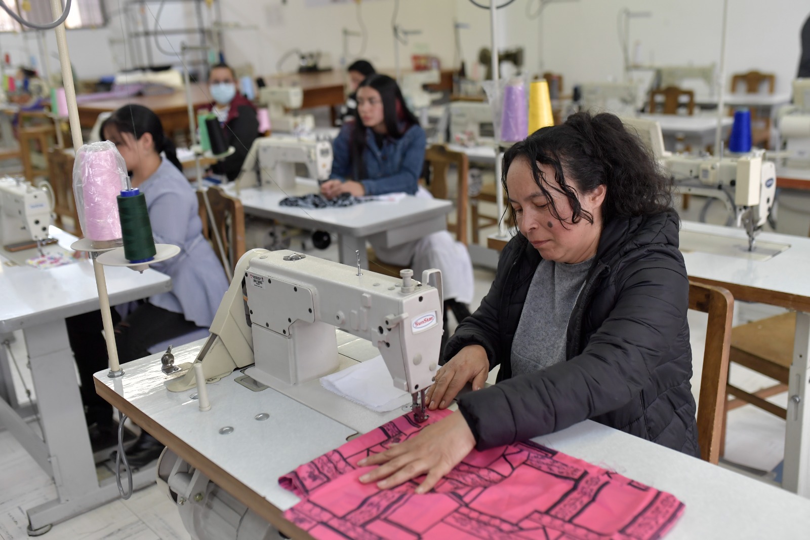 Reindustrializar, la palabra de moda en la industria textil del 20 de Julio