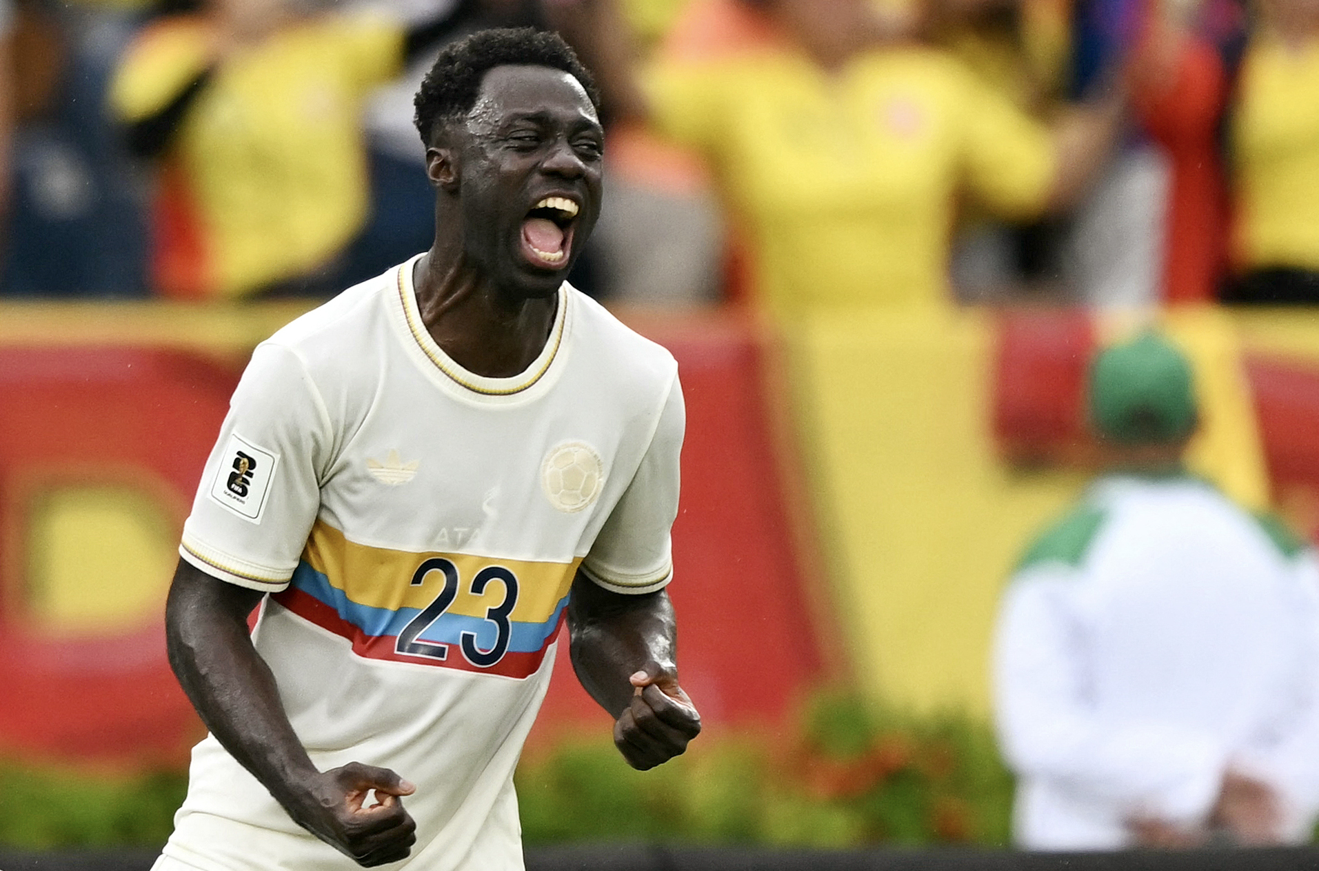 Vea el insólito gol de Dávinson Sánchez con el que Colombia le gana a Chile: video