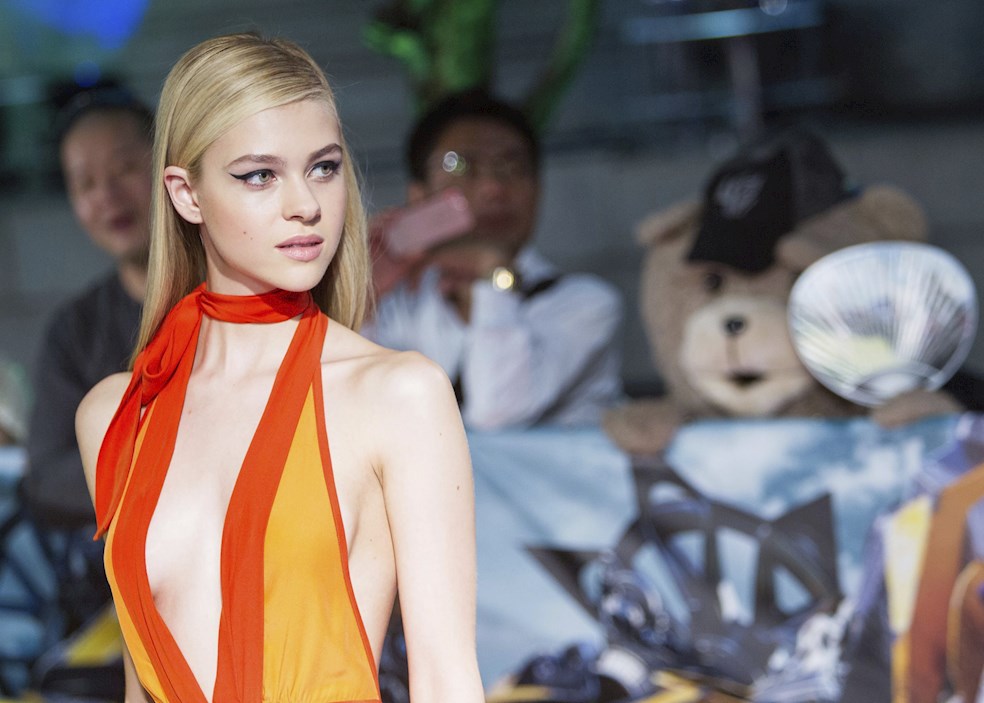 ¿Quién es Nicola Peltz, la prometida de Brooklyn Beckham?