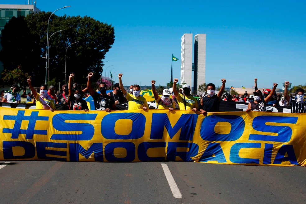 La democracia no está produciendo demócratas