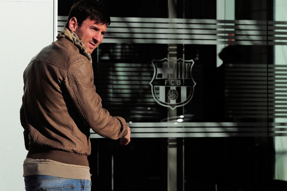 Messi firmó contrato de renovación con el Barça hasta 2018