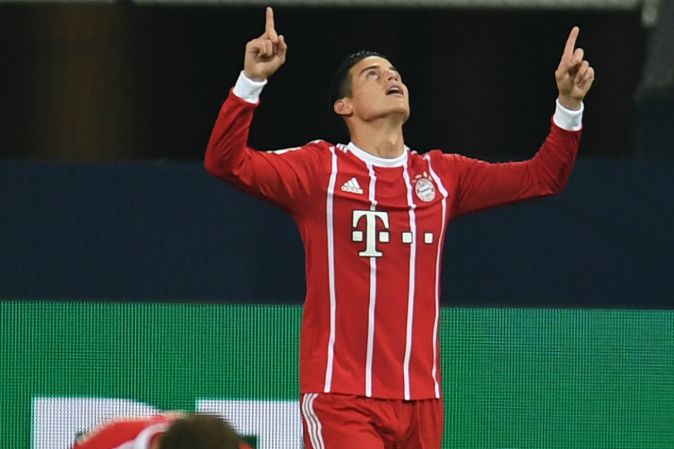 James brilló en el triunfo 3-0 del Bayern Múnich sobre Schalke 04