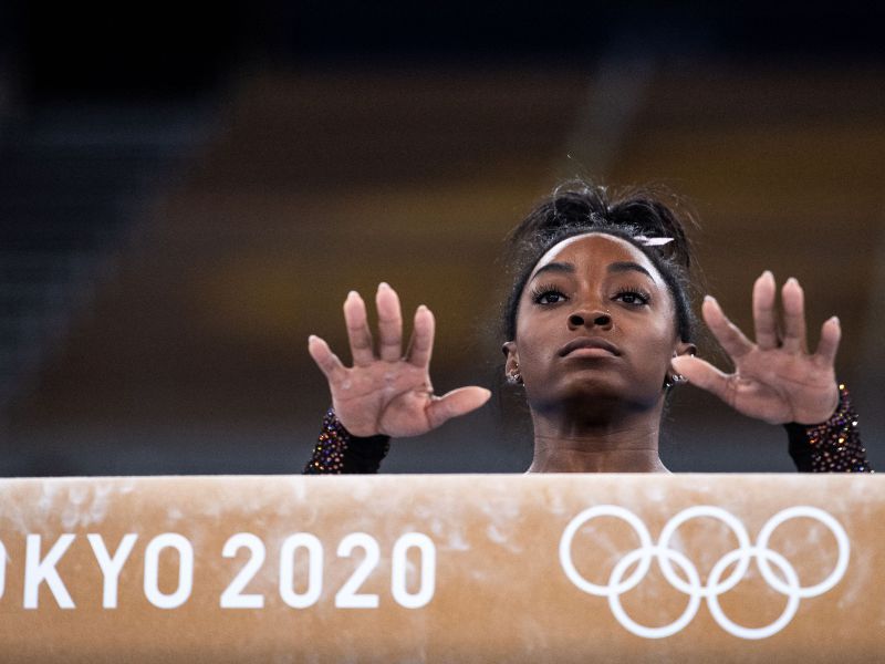Simone Biles no estará en la final de gimnasia de suelo