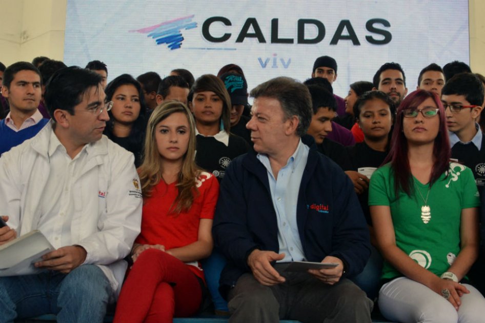 Presidente Santos lanzó un nuevo centro de la Red Digital ViveLab