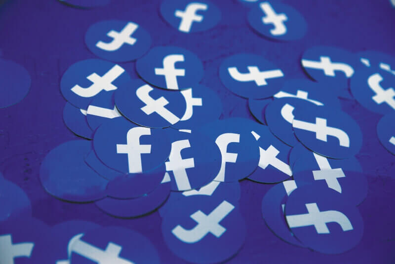 Facebook activará opción para ver menos anuncios políticos