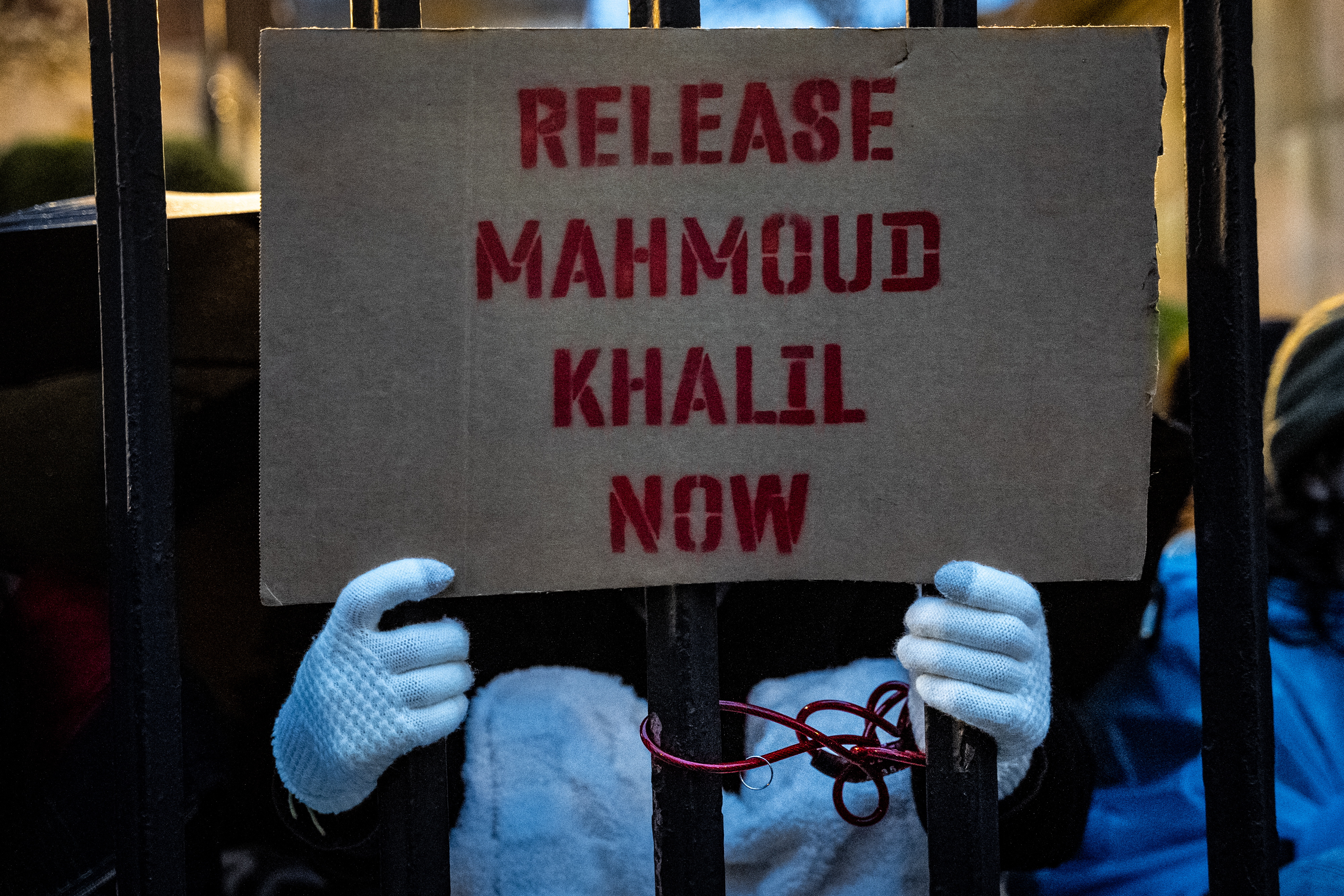 Juez de EE. UU. autoriza deportar a Mahmoud Khalil, líder estudiantil propalestino