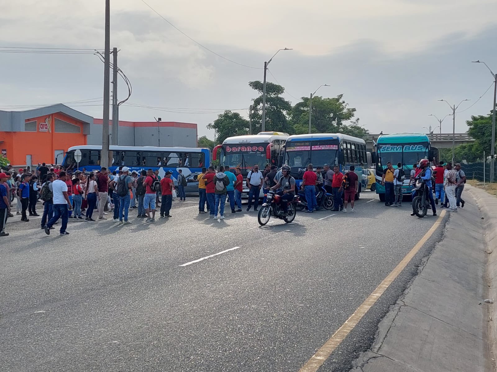 Paro de buses en Barranquilla hoy: transportadores protestan por homicidios