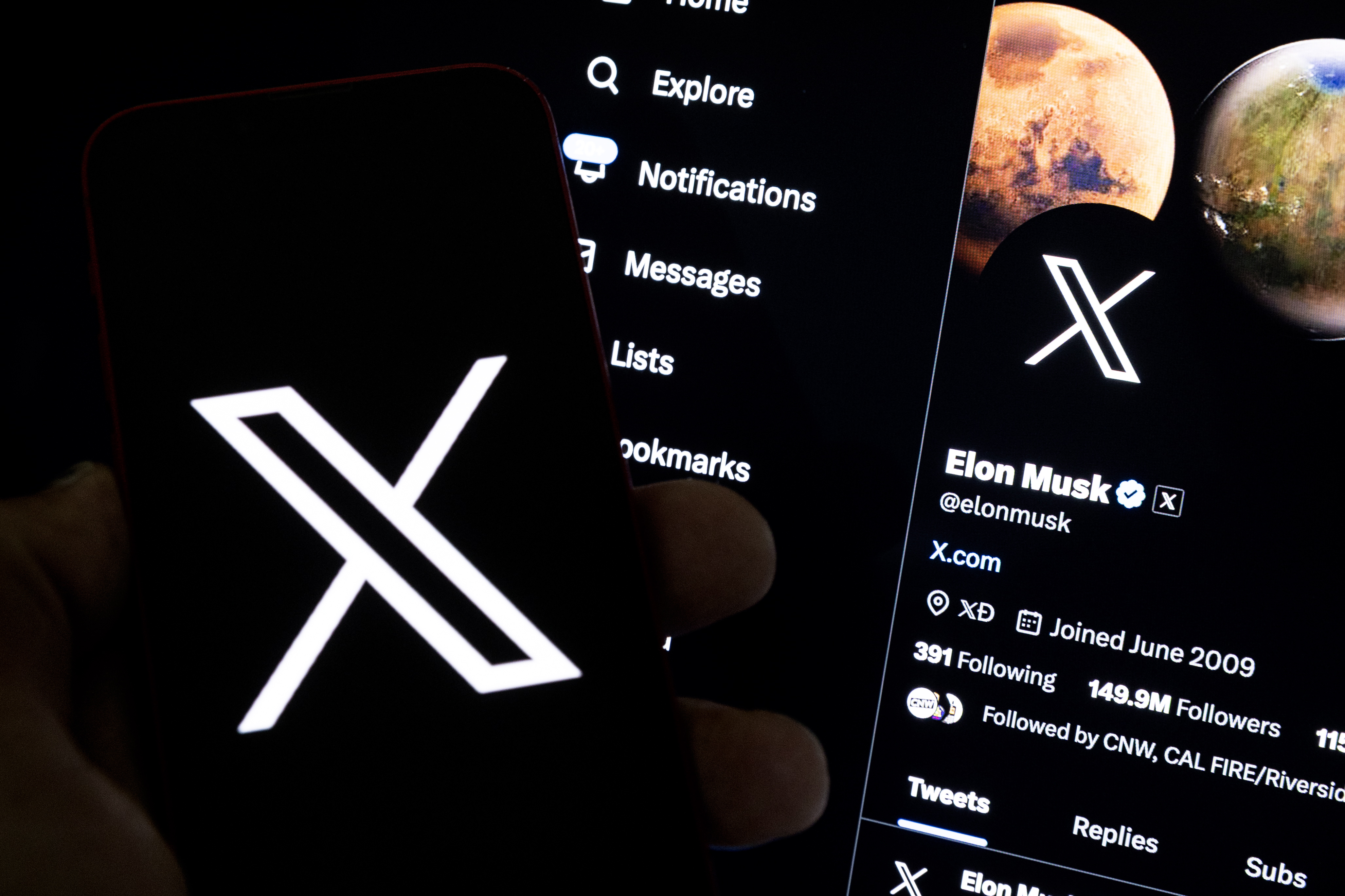 Valor de X (Twitter) cayó 71 % desde que Elon Musk la compró, dice inversionista