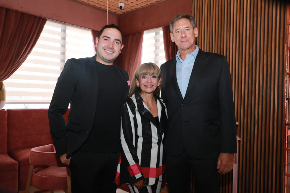 Jairo Palacios, Esperanza Barbosa y Eduardo Garcés-