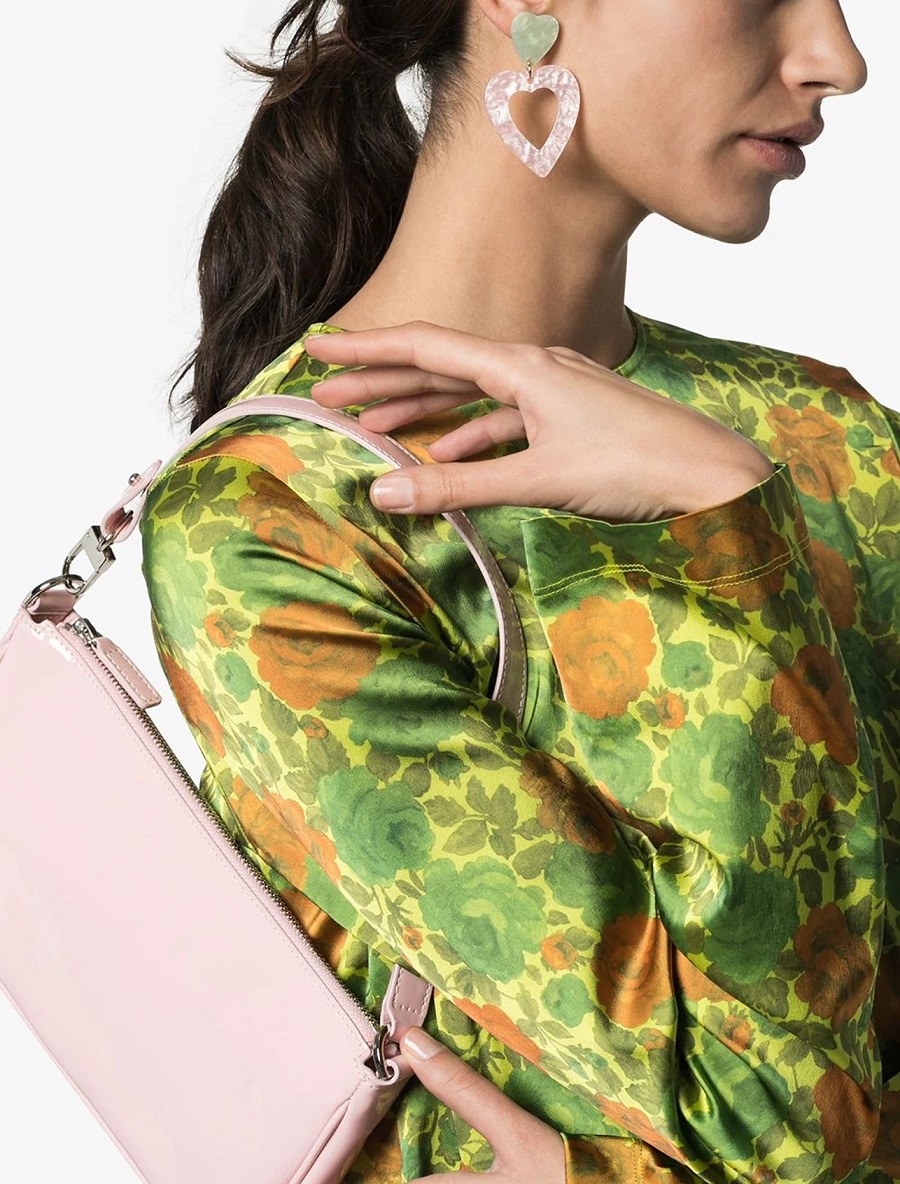 3. Valet studio - aretes georgette con motivo de corazón