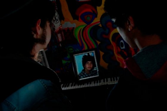 En medio de amenazas, patrullero aceptó haber llevado arma a escena del crimen del grafitero