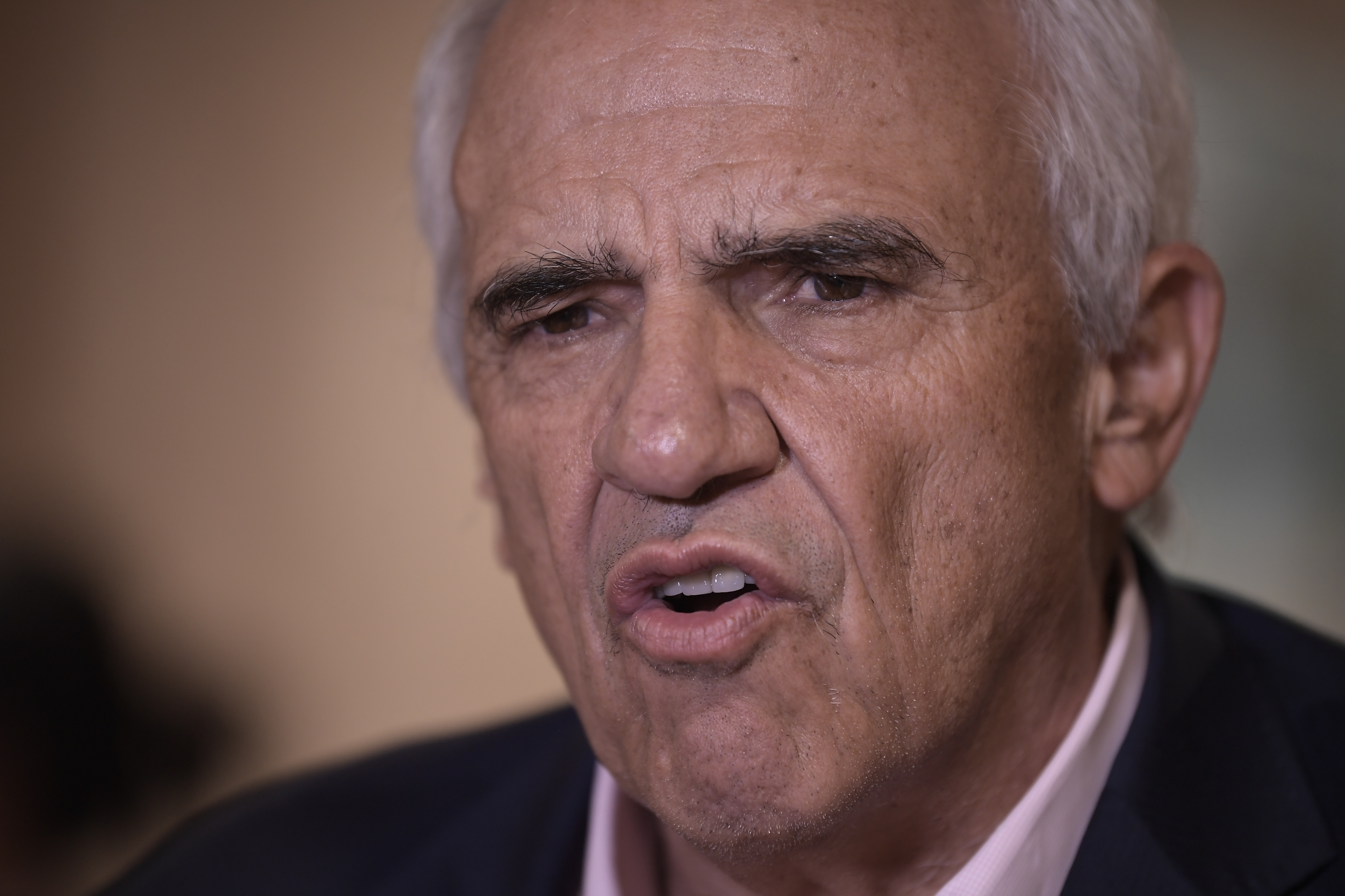 Expresidente y político colombiano en el VIII Encuentro del Grupo de Puebla realizado en Santa Marta 2022.