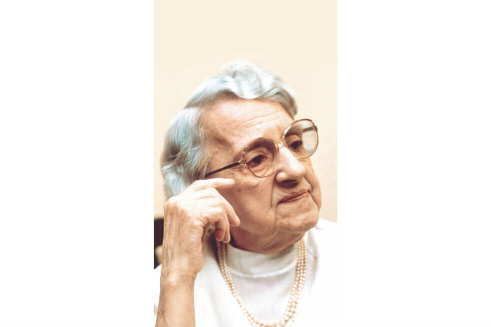 La filósofa española María Zambrano, autora de libros como “El hombre y lo divino” y “El sueño creador”. / Fototeca Rogerolab