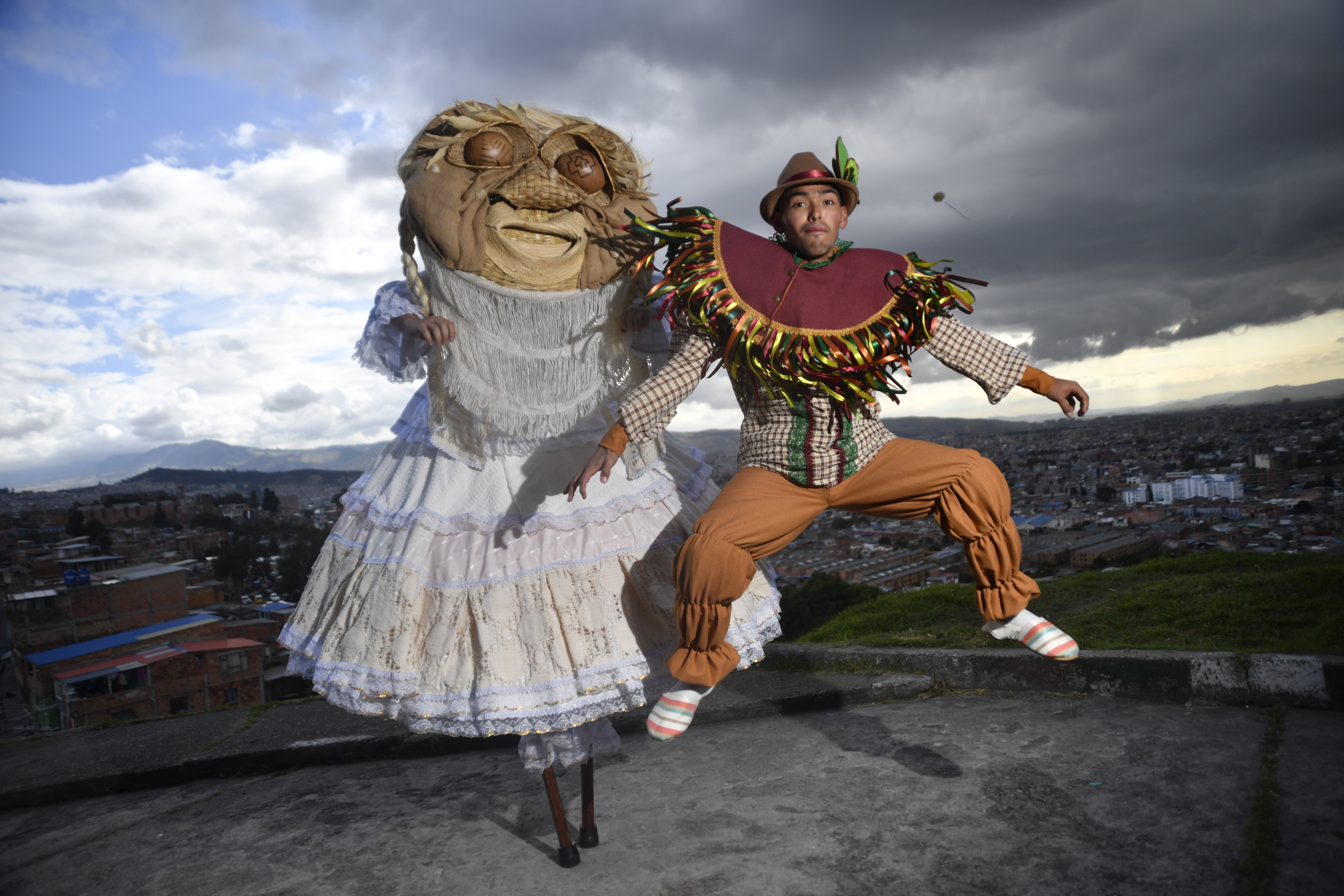 Comparsas: el ADN de la pluralidad y la identidad de la cultura local en Bogotá