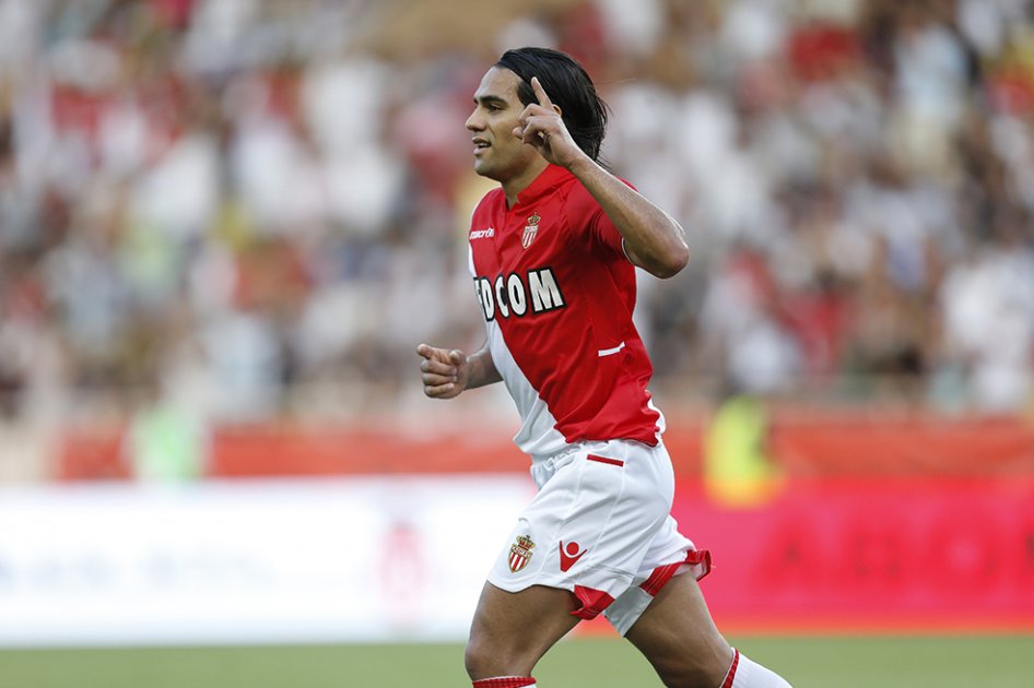 Falcao y Cavani, grandes expectativas para la Liga Francesa 2013