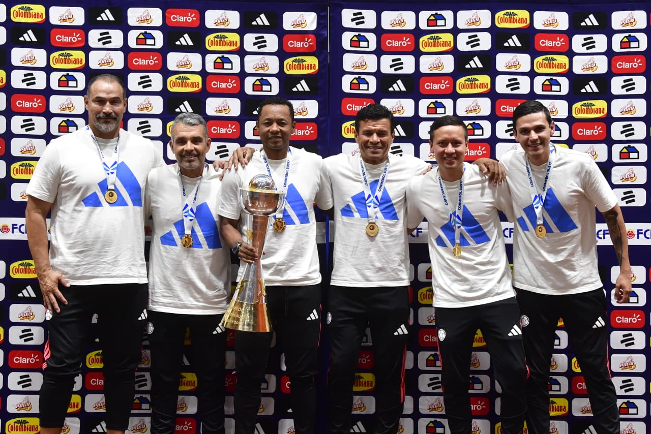 Galería del recibimiento del equipo Sub-17 de Colombia luego del título en el Sudamericano.