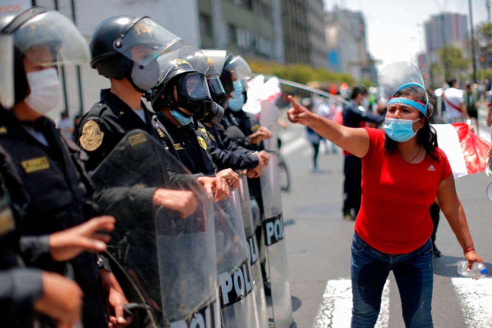 Perú se queda sin otro presidente, ¿y ahora qué sigue?