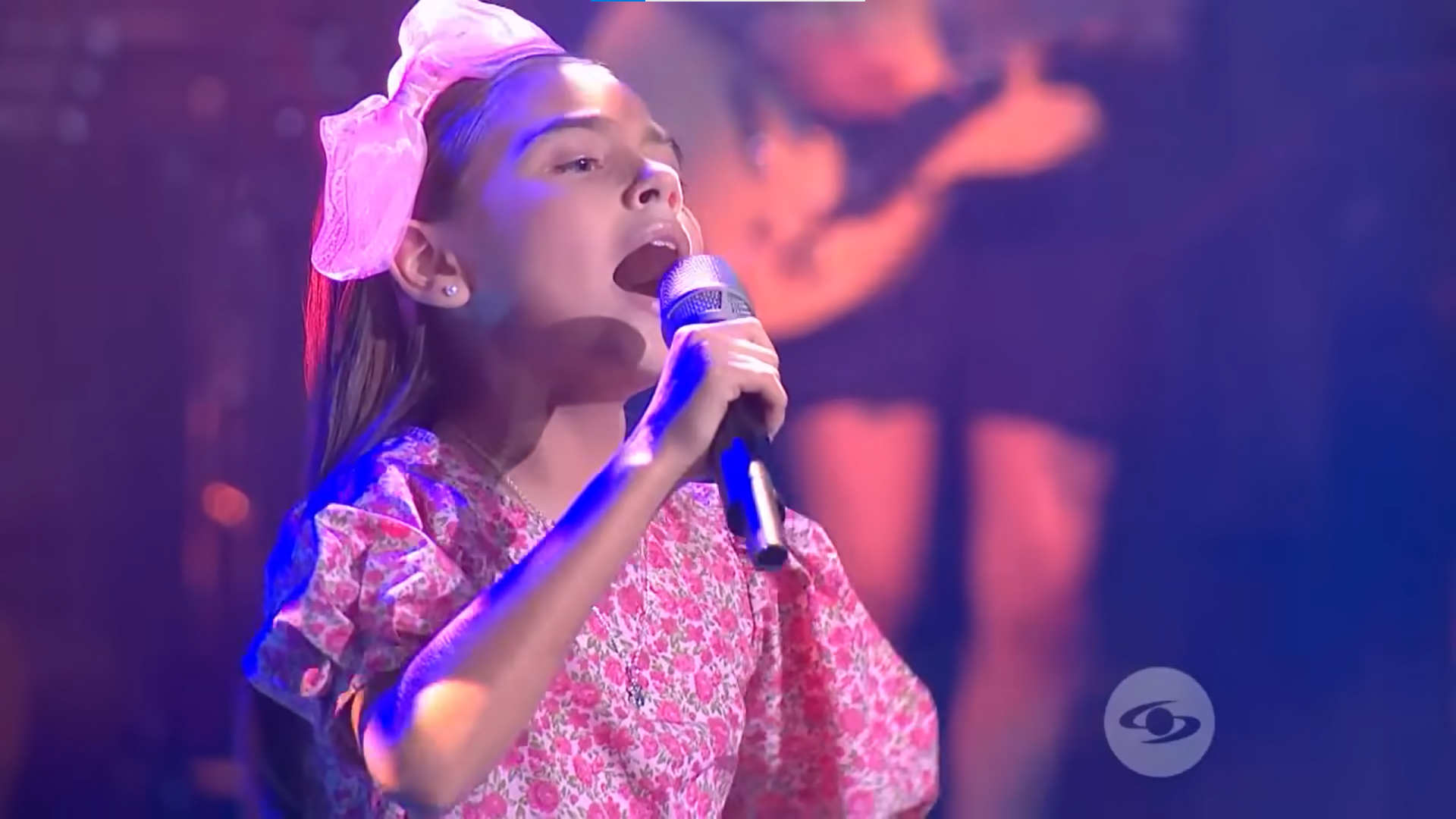 La familiar de reconocido poeta, que sorprendió con su talento en “La Voz Kids”