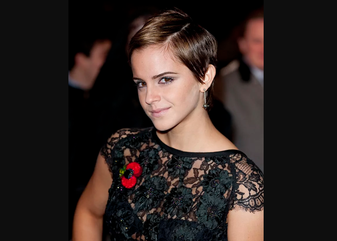 Emma Watson nos muestra la última tendencia en cortes de pelo