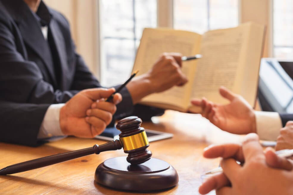Abogados, expuestos a la corrupción