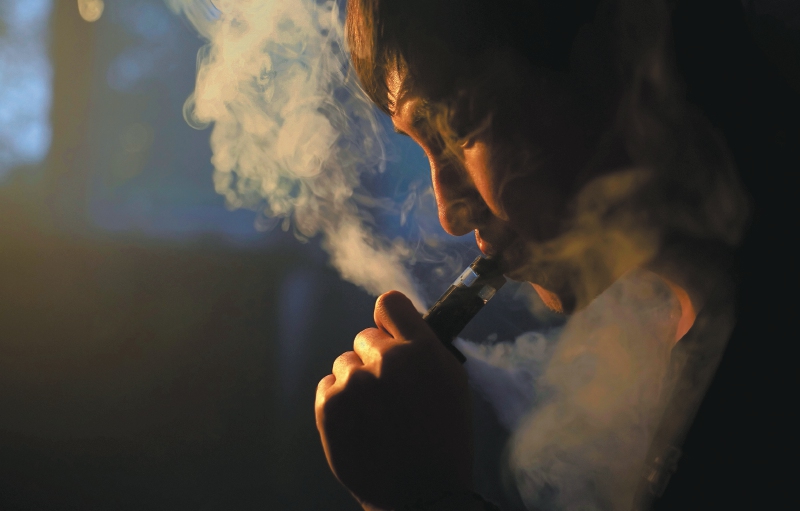 “Vapeadores y cigarrillos electrónicos”, ¿un nuevo desafío de salud pública?