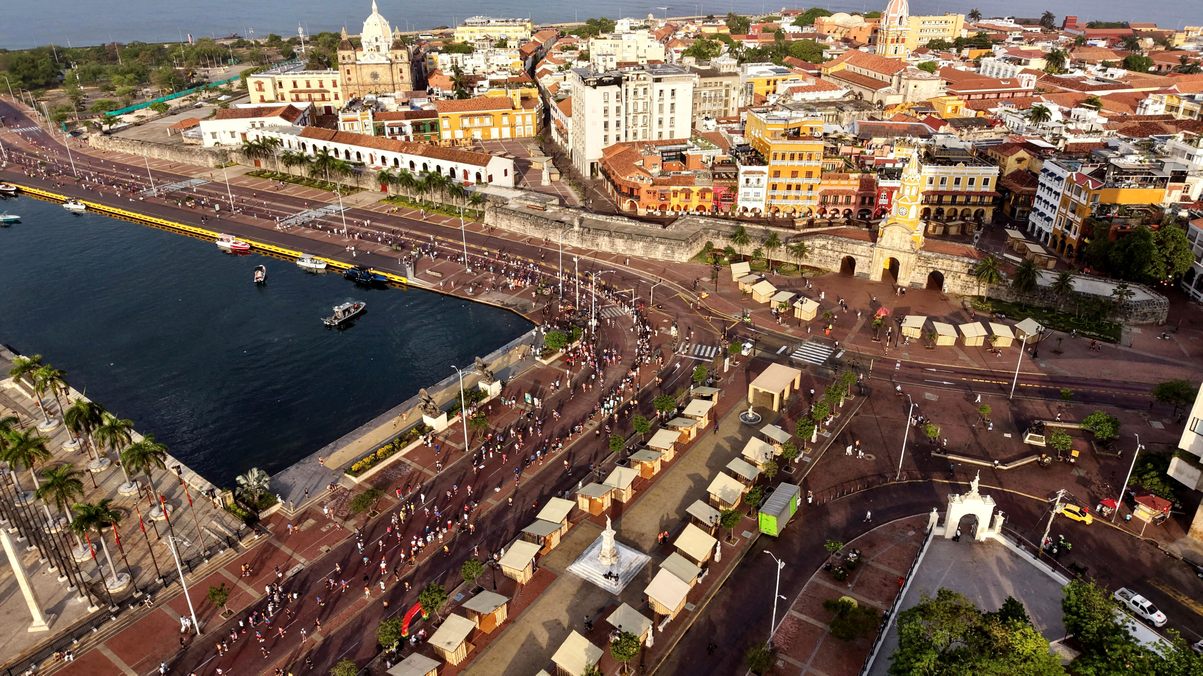 Correr sobre la historia: la Media Maratón del Mar redefine el concepto de ruta escénica