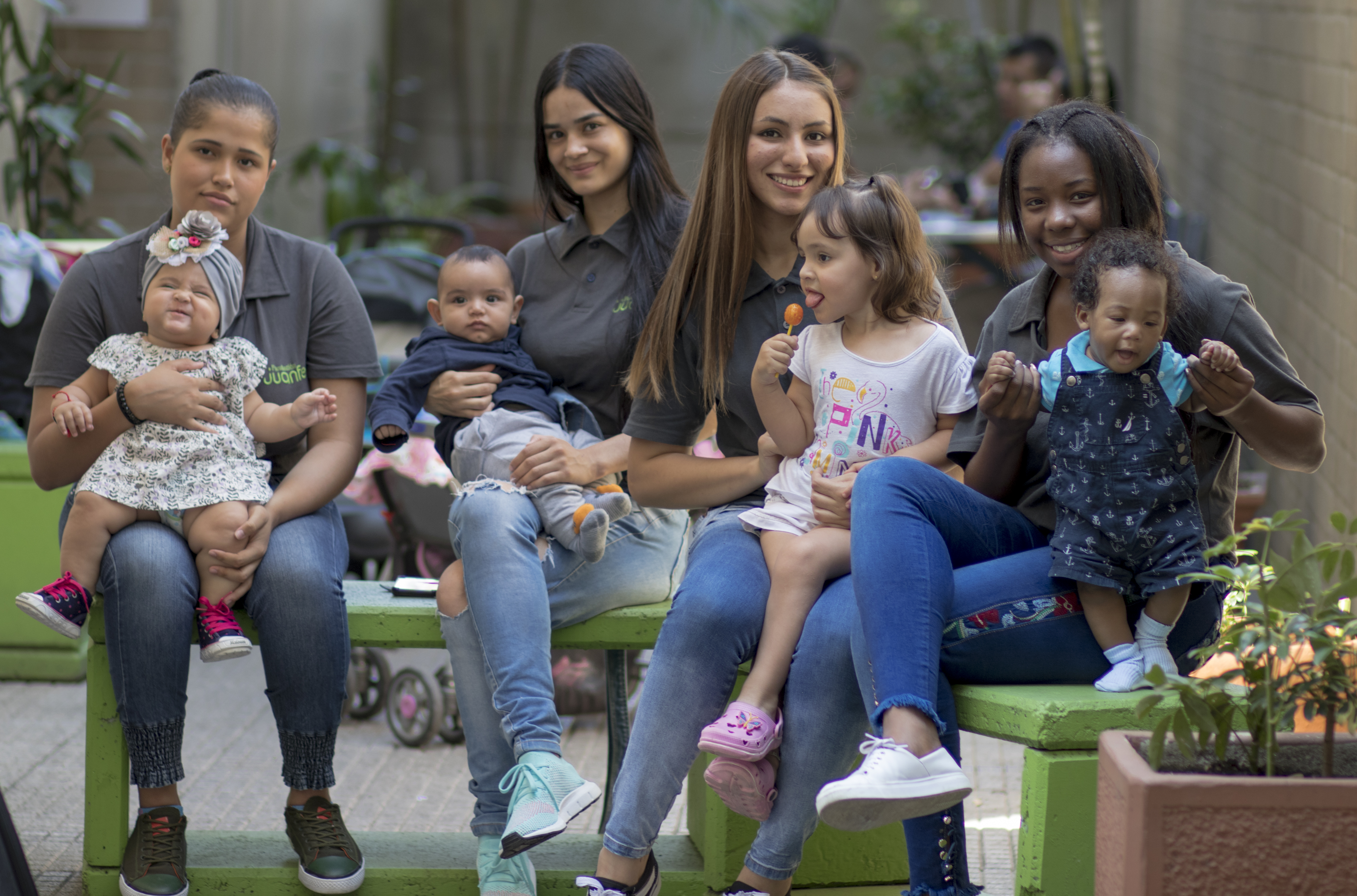 Donatón por la navidad de niños y niñas de Cartagena y Medellín