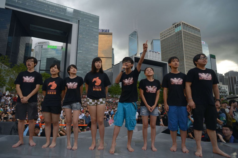 Manifestaciones en Hong Kong contra clases de patriotismo